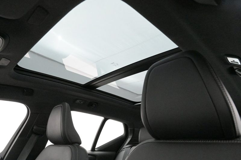 Volvo XC40 bild 24