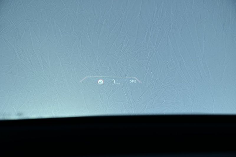 BMW iX bild 8