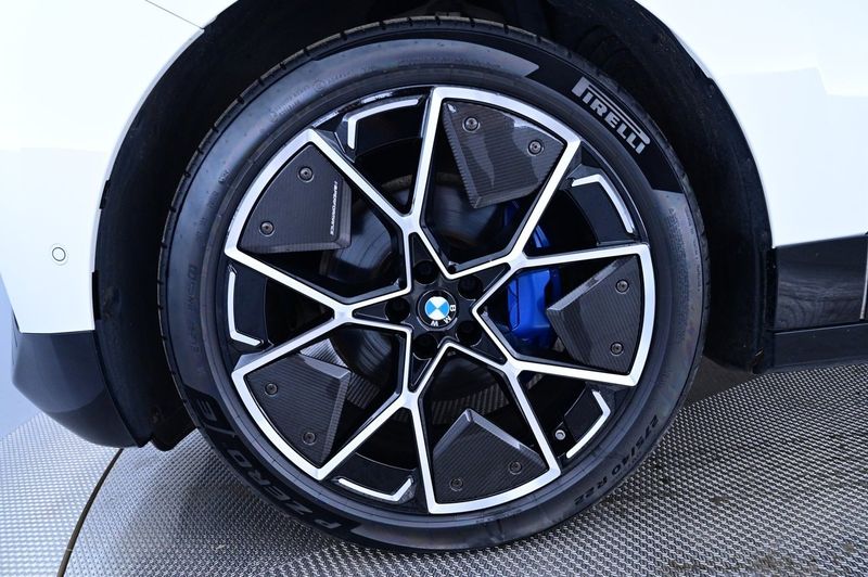 BMW iX bild 27