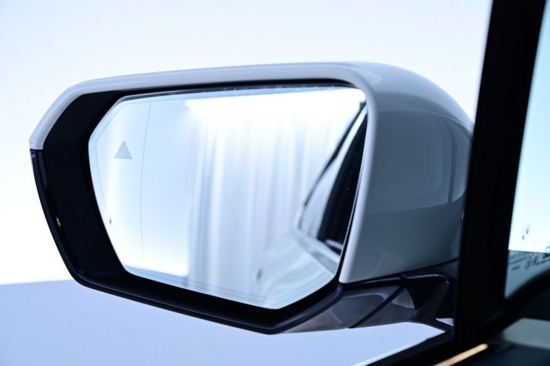 BMW iX bild 22