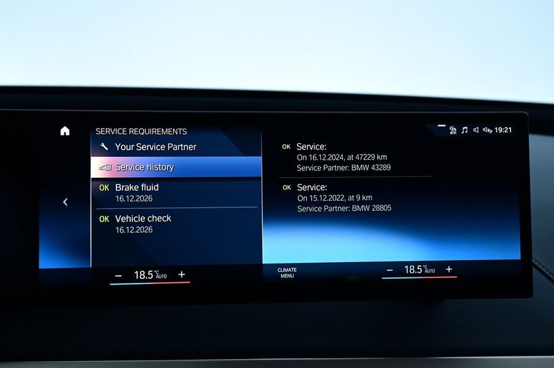BMW iX bild 20