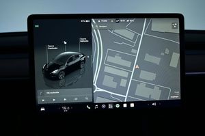 Tesla Model Y bild 19