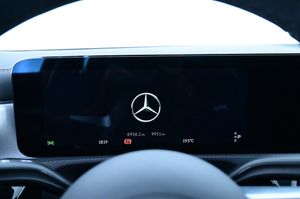 Mercedes CLA250 bild 9