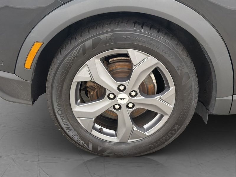 Ford Mustang Mach-E bild 35