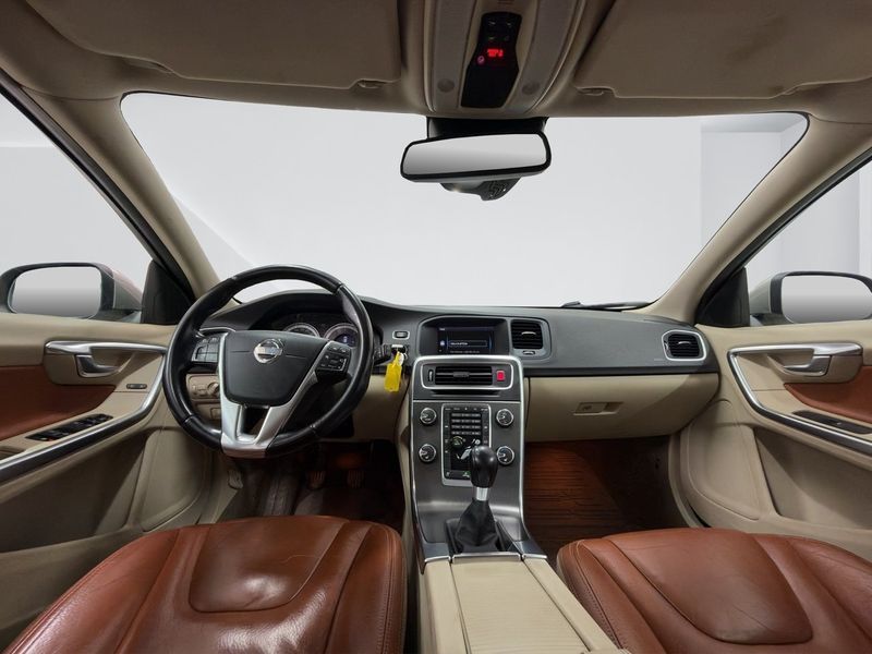 Volvo V60 bild 10