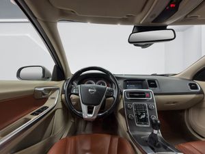 Volvo V60 bild 11