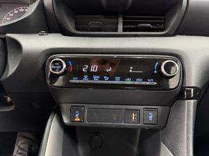 Toyota Yaris bild 14