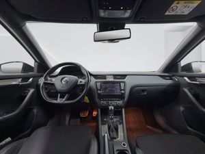 Skoda Octavia bild 9