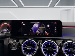 Mercedes CLA200 bild 13