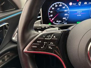 Mercedes E300 bild 18