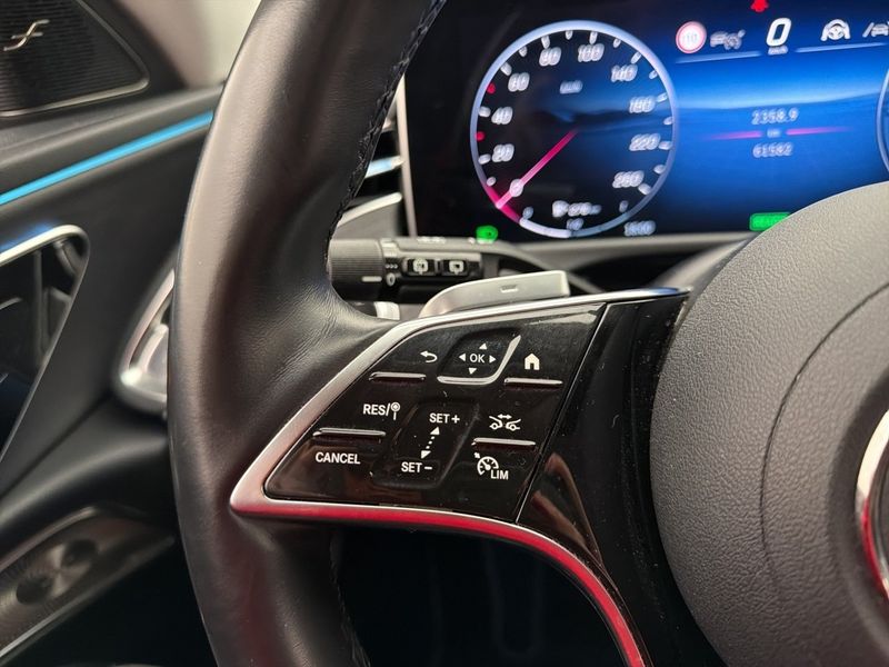Mercedes E300 bild 18