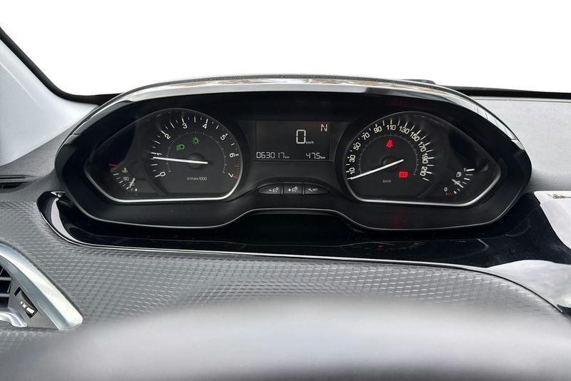 Peugeot 208 bild 10