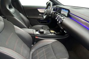 Mercedes CLA200 bild 7