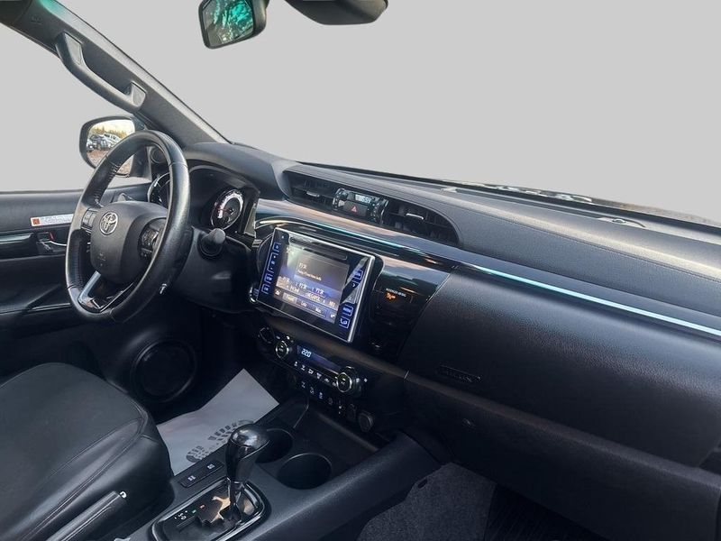 Toyota Hilux bild 7