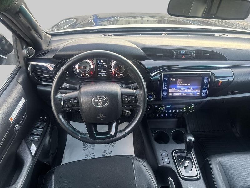 Toyota Hilux bild 10