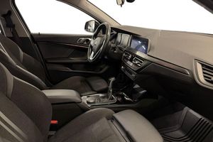BMW 118 bild 15
