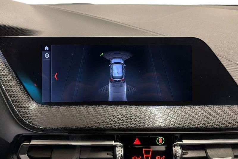 BMW 118 bild 19