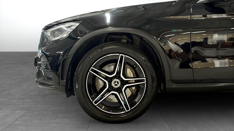 Mercedes GLC300 bild 9