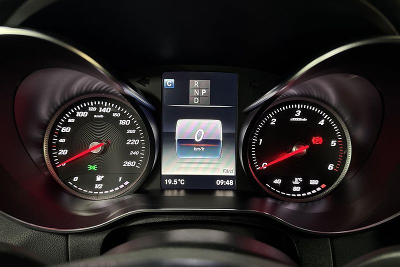 Mercedes GLC220 bild 8