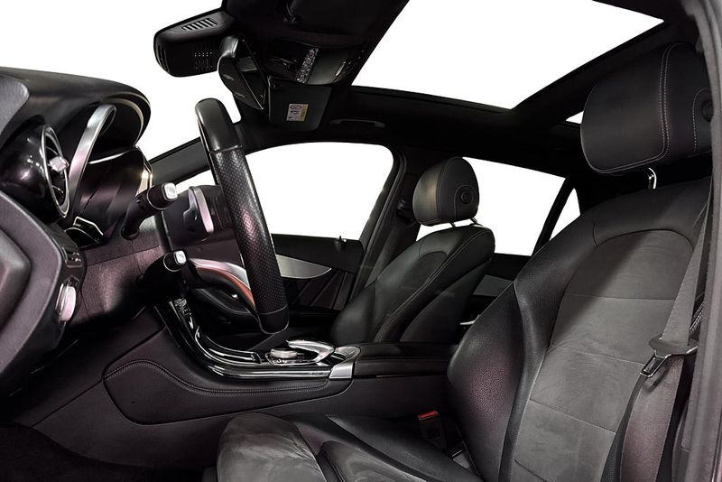 Mercedes GLC220 bild 15