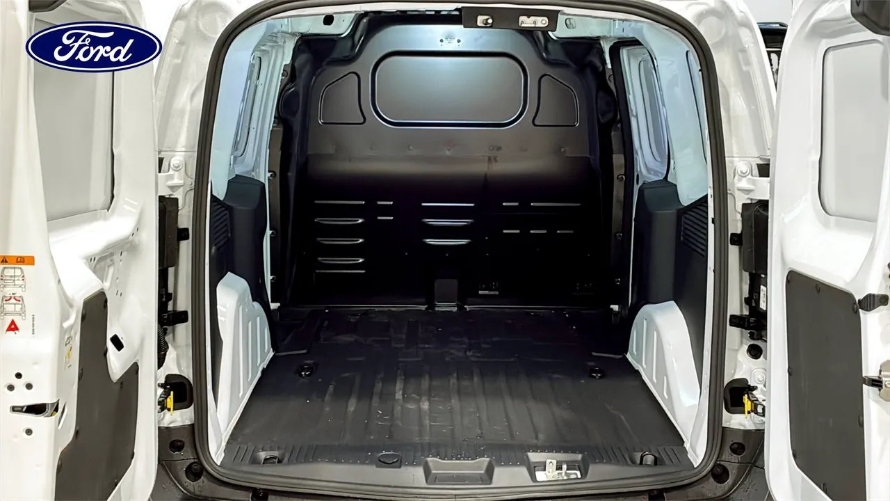 Ford Transit Courier bild 10