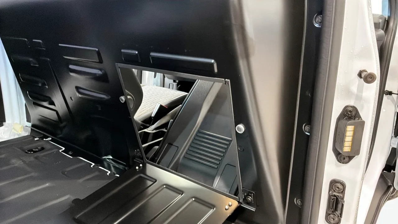 Ford Transit Courier bild 12