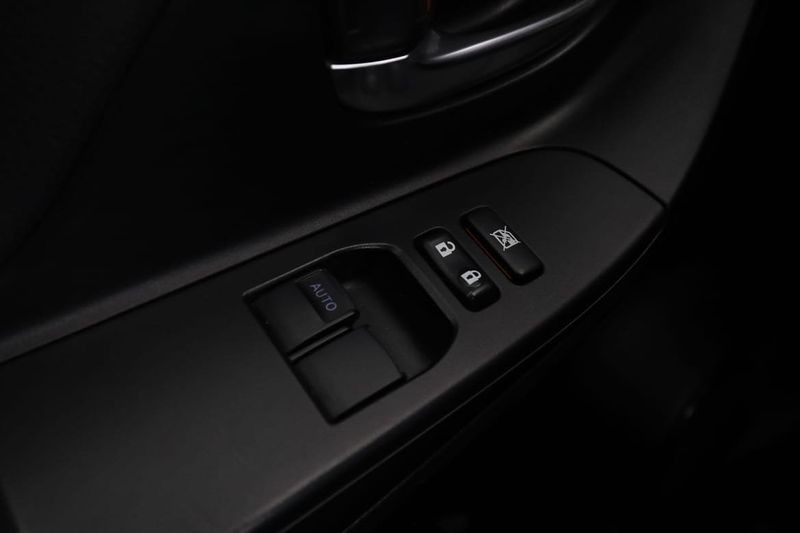 Toyota Yaris bild 37