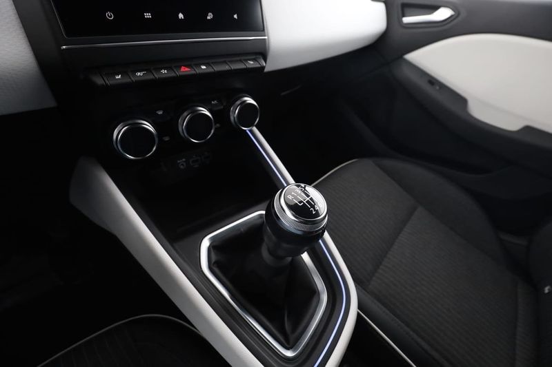 Renault Clio bild 24