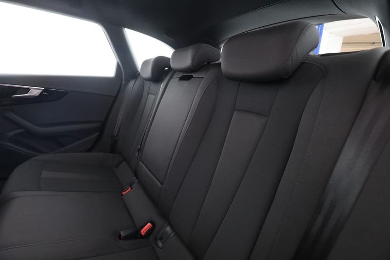 Audi A4 Allroad bild 15
