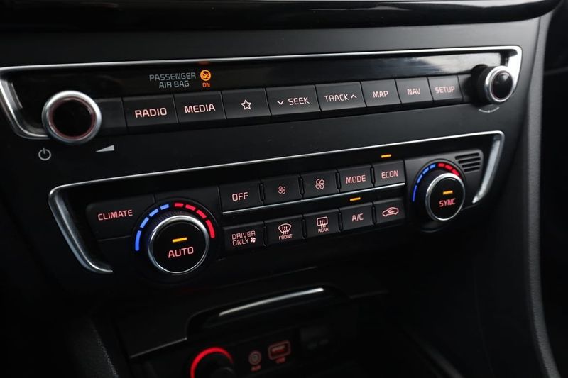 Kia Optima bild 26