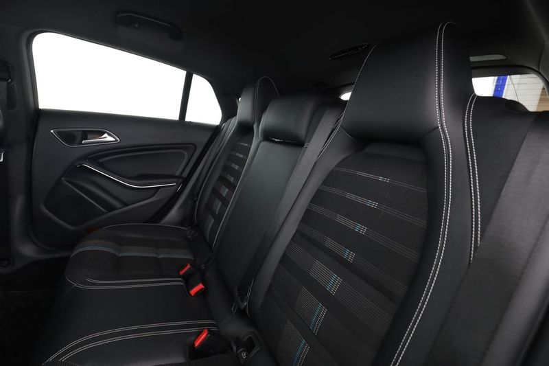 Mercedes CLA200 bild 15