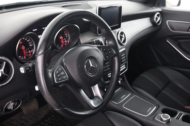 Mercedes CLA200 bild 12