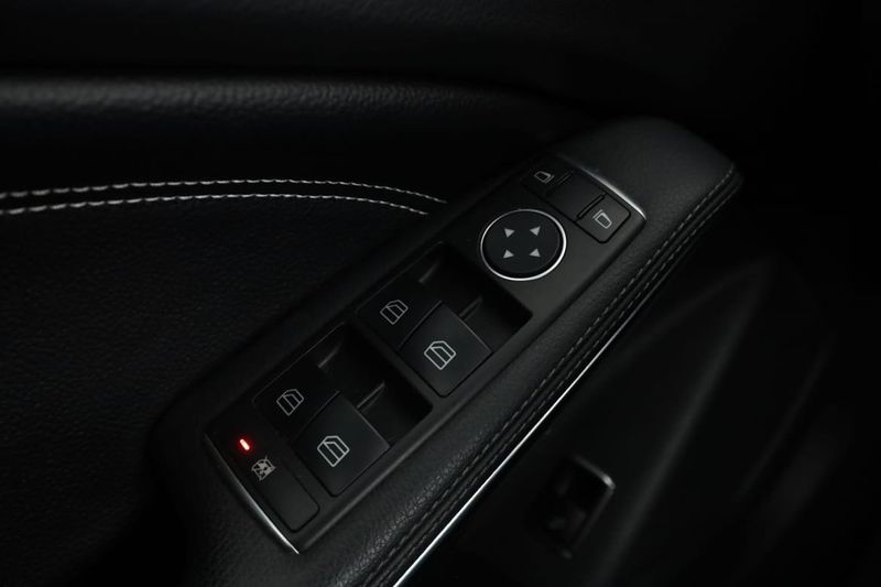 Mercedes CLA200 bild 37