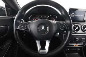 Mercedes CLA200 bild 19