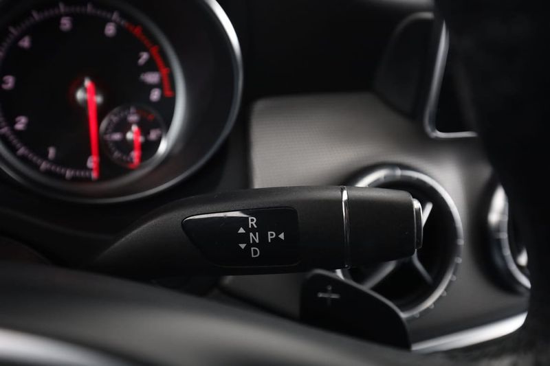 Mercedes CLA200 bild 33