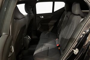 Volvo EX40 bild 7