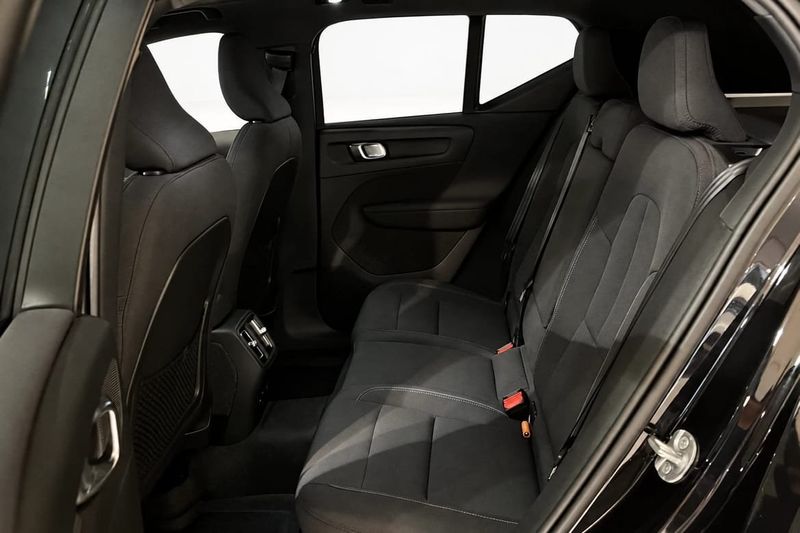 Volvo EX40 bild 7