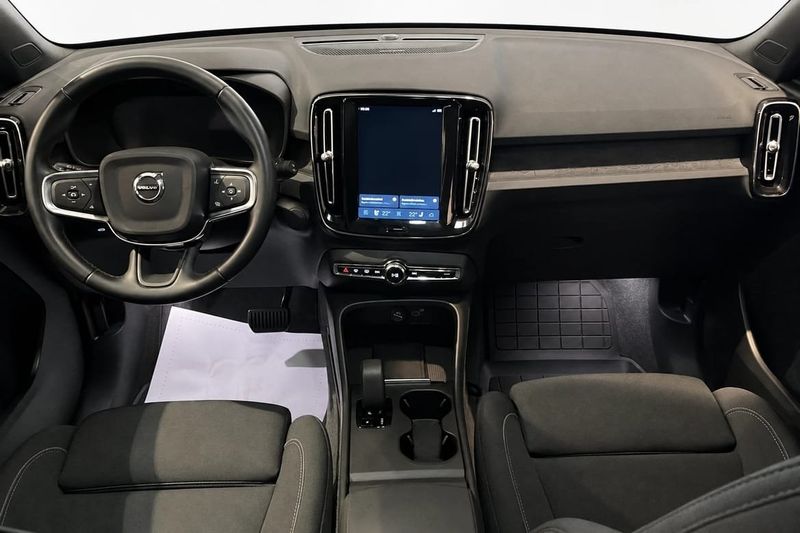 Volvo EX40 bild 6