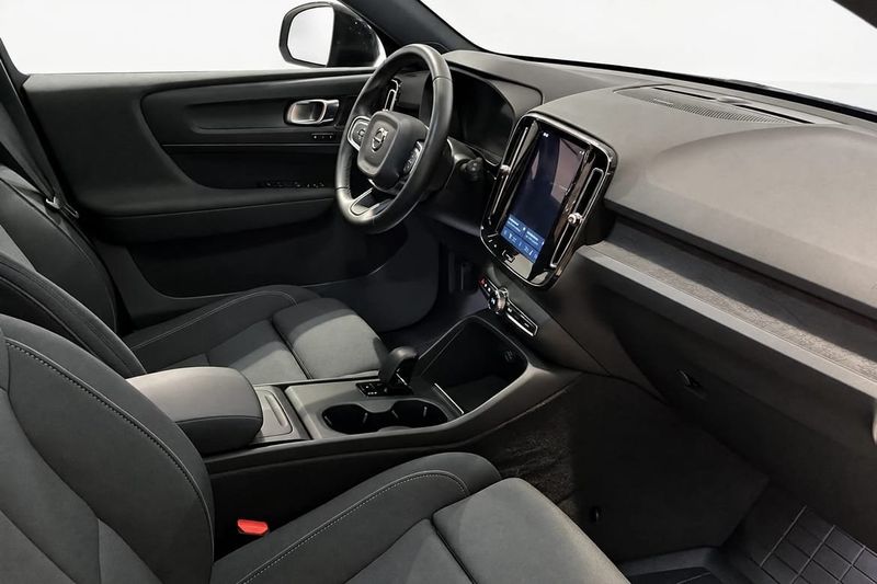 Volvo EX40 bild 5