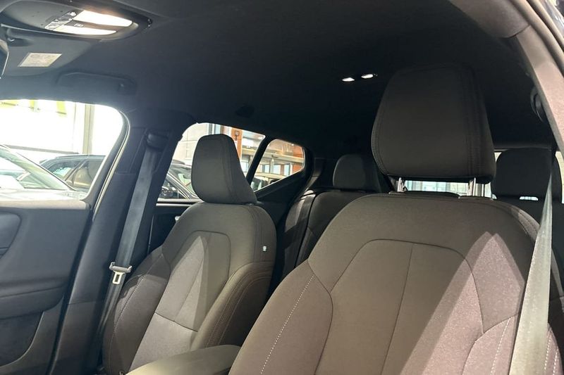 Volvo EX40 bild 18