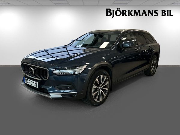 Volvo V90 Cross Country B5 ULTIMATE H&K | 360 | PANO | V-HJUL | DRAGKROK - 2024