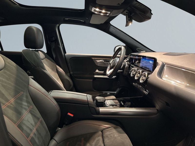 Mercedes GLA250 bild 10