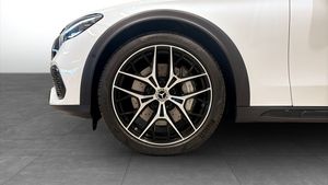Mercedes E300 bild 9
