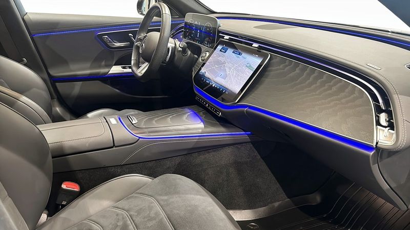 Mercedes E300 bild 3