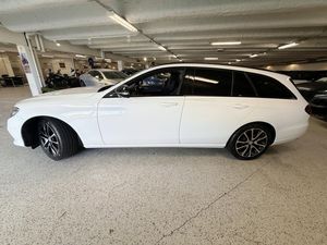 Mercedes E220 bild 5