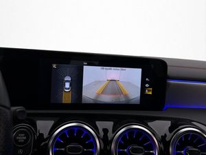 Mercedes CLA200 bild 16