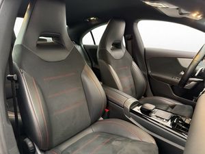 Mercedes CLA200 bild 24