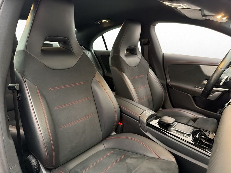 Mercedes CLA200 bild 24