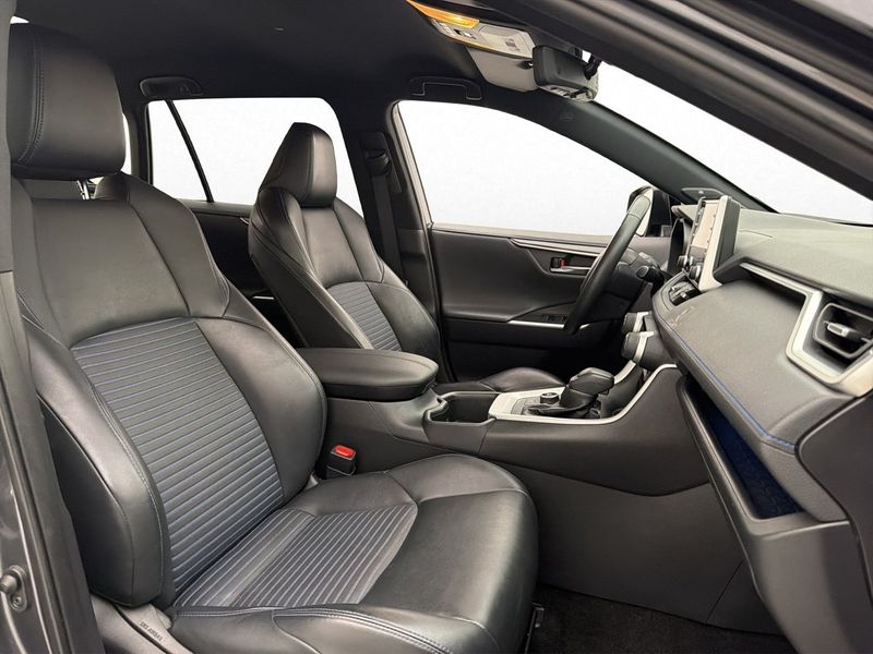 Toyota RAV4 bild 25
