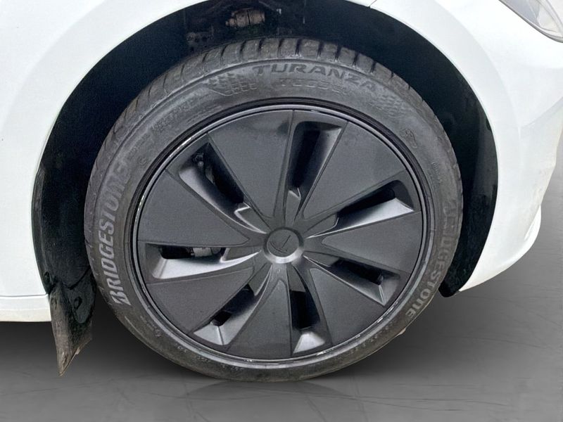 Tesla Model 3 bild 25